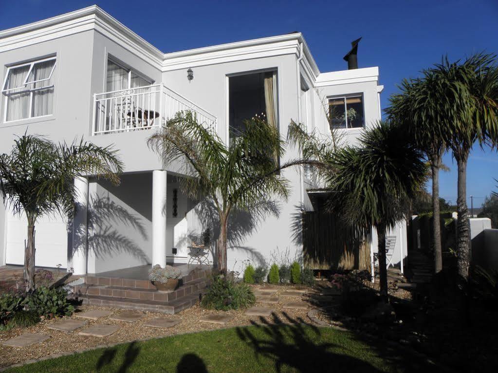 Le Mahi Guest House ランゲバーン エクステリア 写真